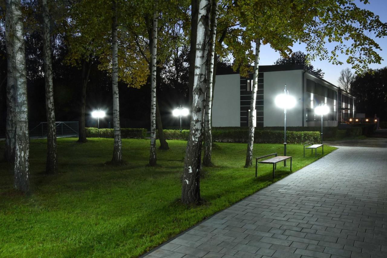 Aparthotel Geris Częstochowa Exterior foto