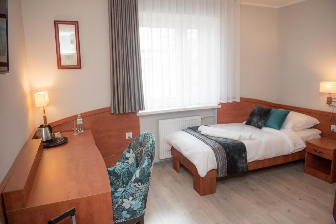 Aparthotel Geris Częstochowa Exterior foto